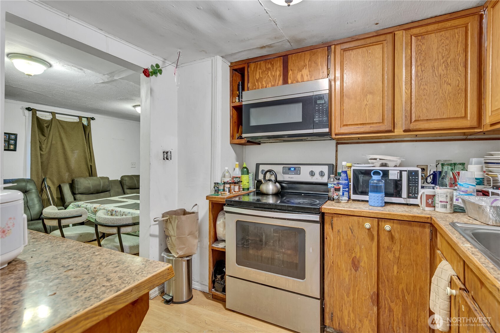 2820 29th Avenue South Seattle, WA 98144 - Photo 6 of 10