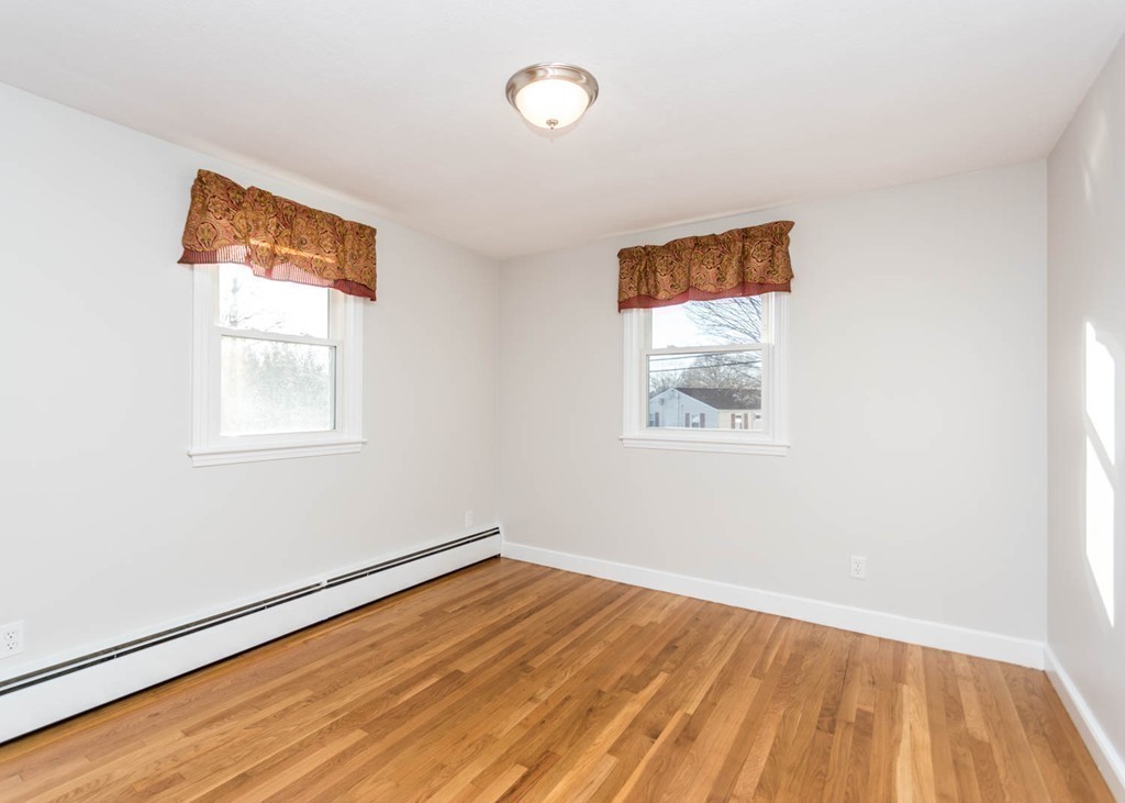 120 Kingston Road Waltham, MA 02451 - Photo 19 of 30