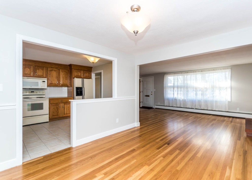 120 Kingston Road Waltham, MA 02451 - Photo 10 of 30