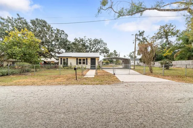 a view of house with outdoor space