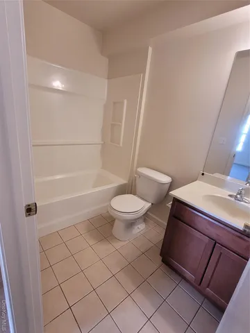 $2,150 | 123 Ruth Court, Unit D, Middletown, NY 10940