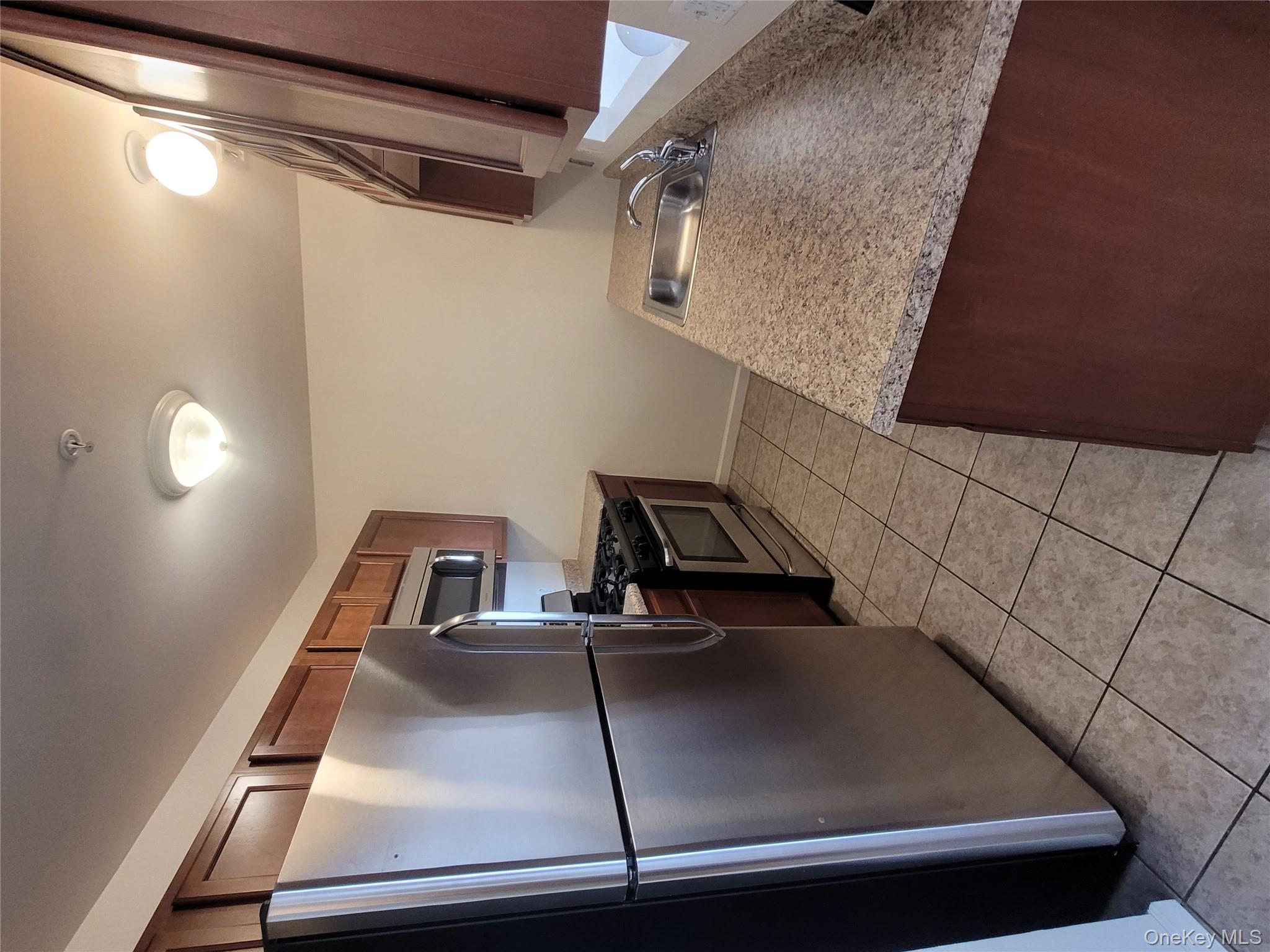 123 Ruth Court, Unit D Middletown, NY 10940 - Photo 2 of 15