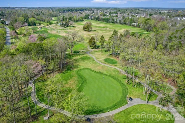 $280,000 | 8348 Highland Glen Drive, Charlotte, NC 28269