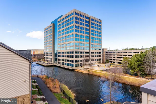 $815,000 | 13208 Woodland Park Road, Herndon, VA 20171