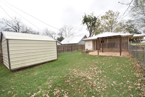 $255,000 | 608 Wilkes Street, Smithville, TX 78957