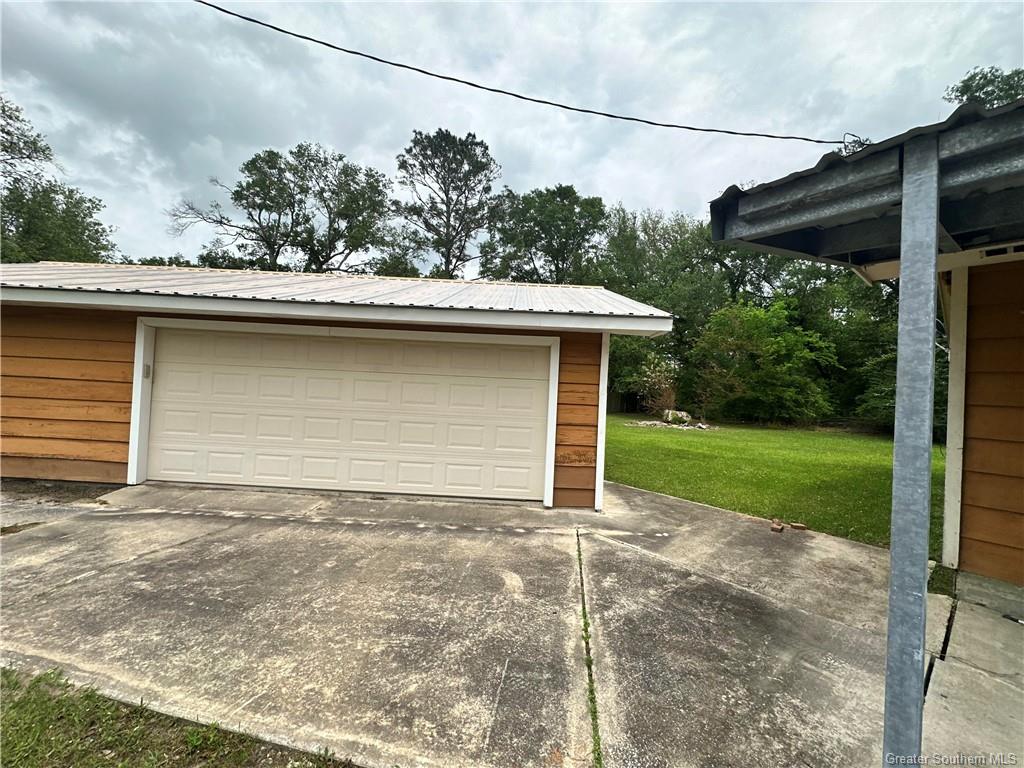 6562 Jerry Hebert Road Lake Charles, LA 70615 - Photo 4 of 5 Gallery Image 4