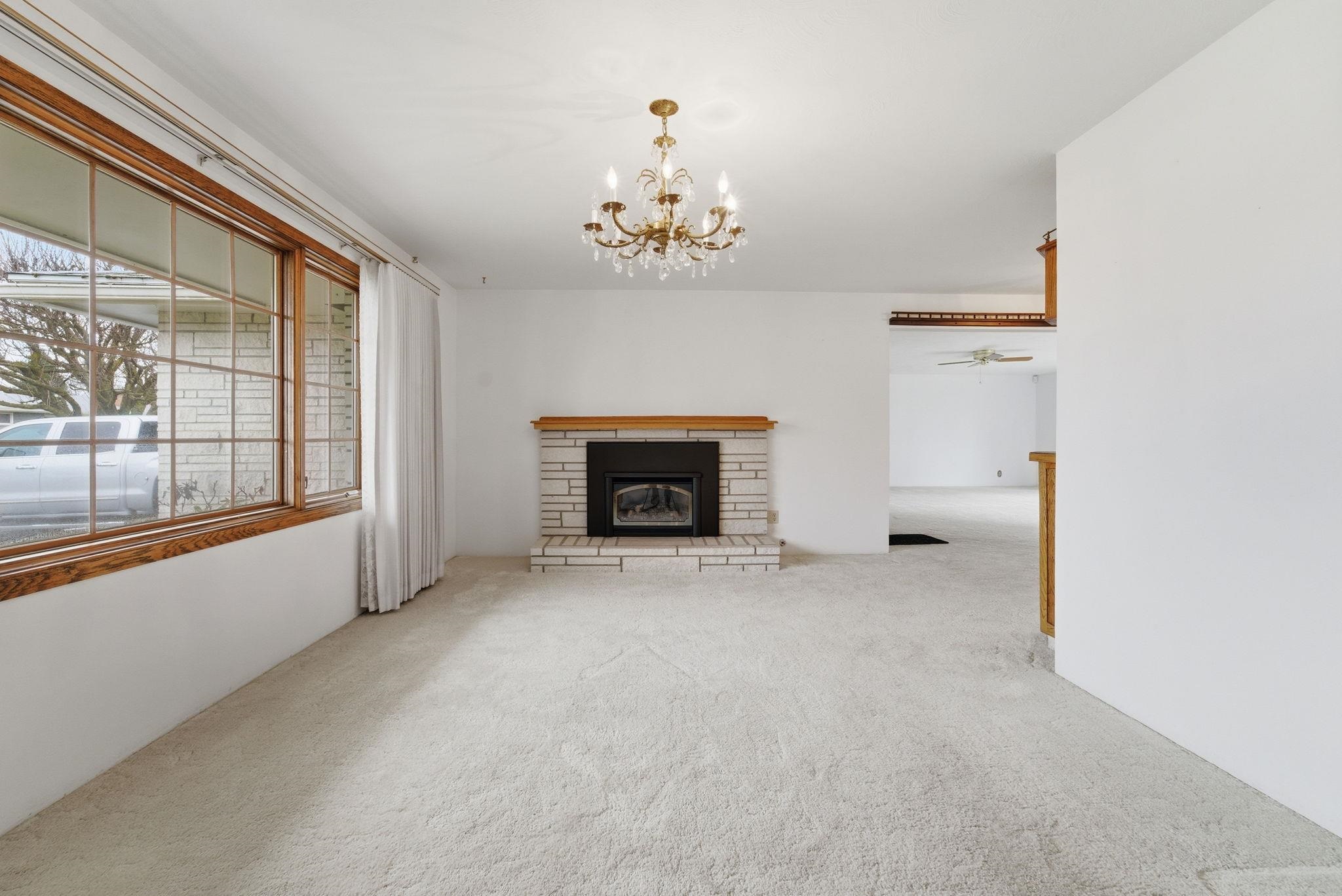 1418 South Wilbur Road Spokane Valley, WA 99206 - Photo 2 of 49