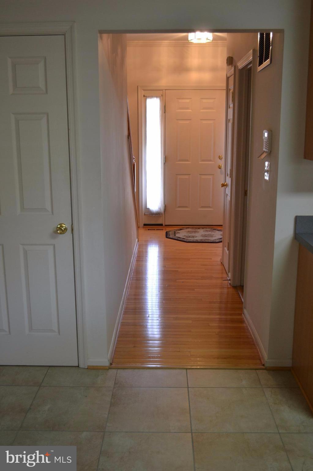 6905 Richardson Road Baltimore, MD 21207 - Photo 11 of 30 Interior (General)