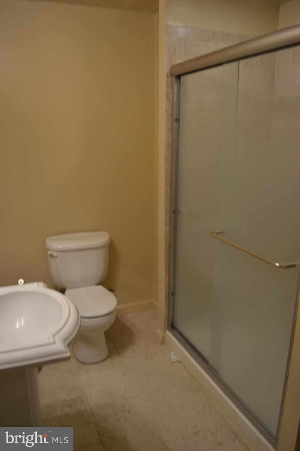 6905 Richardson Road Baltimore, MD 21207 - Photo 26 of 30 Bath