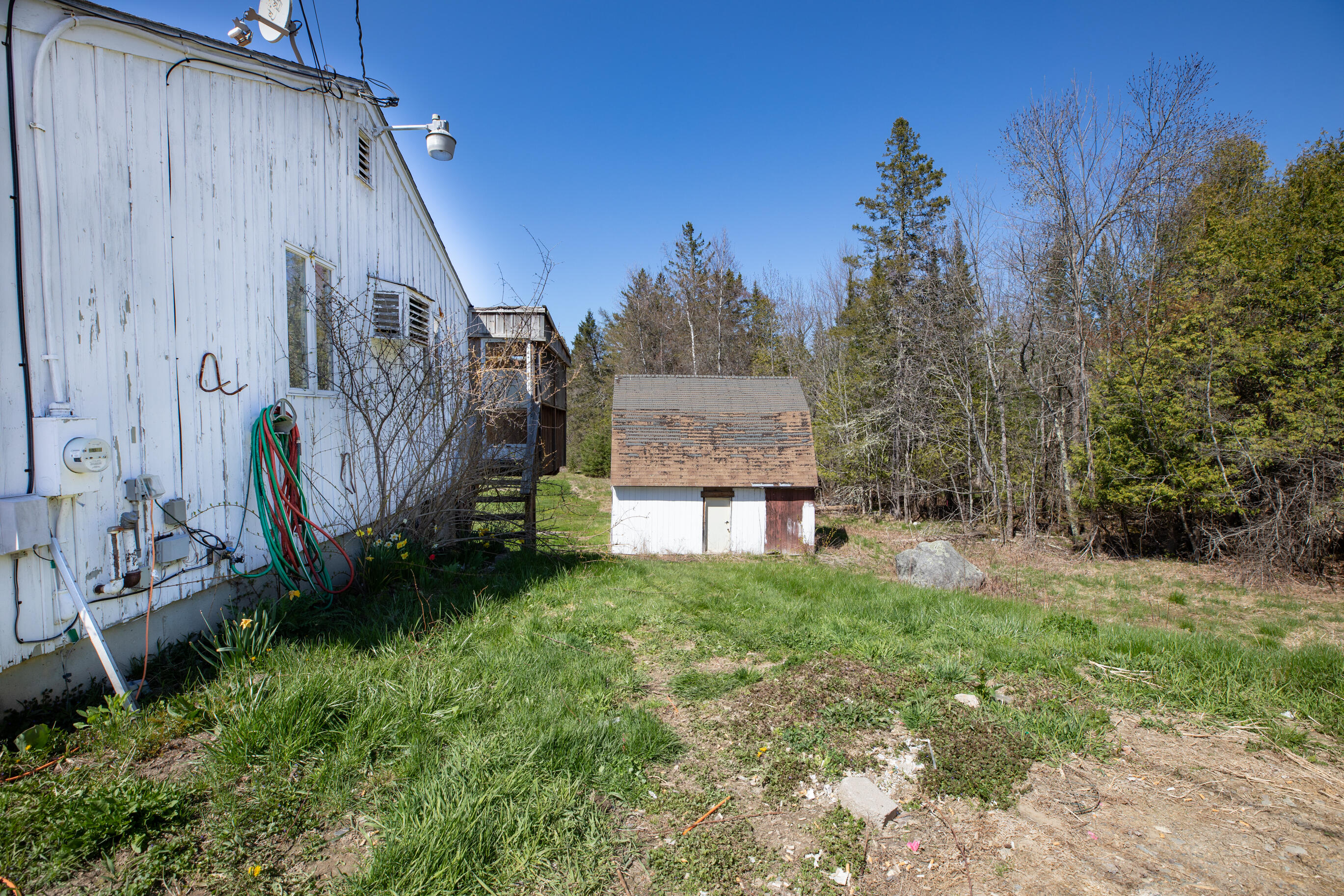 431 Clark Road Hermon, ME 04401 - Photo 9 of 54 431ClarkRd_TriciaLargay_May_2022-10