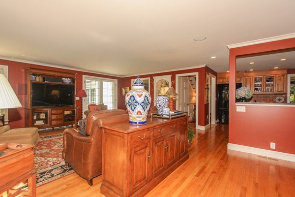 215 Ellington Road Longmeadow, MA 01106 - Photo 11 of 30 Gallery Image 11