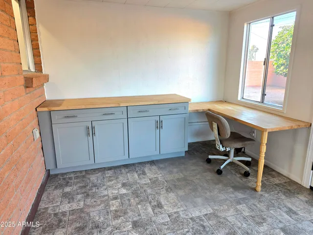 a view of workspace with windows