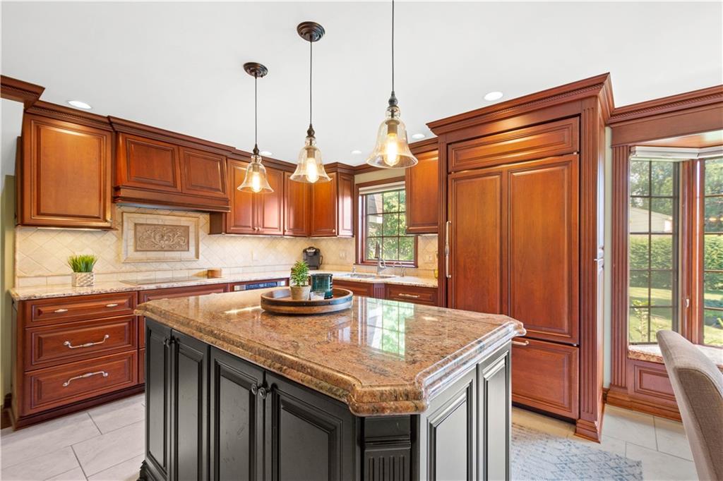 170 North Jamestown Road Coraopolis, PA 15108 - Photo 14 of 25 Gallery Image 14