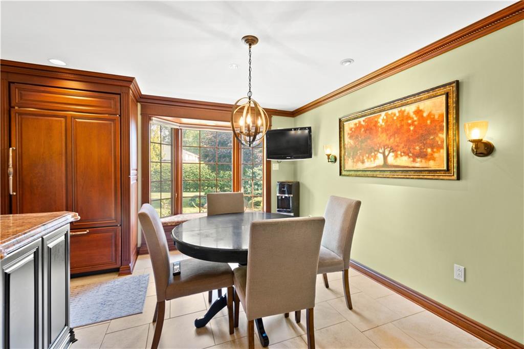 170 North Jamestown Road Coraopolis, PA 15108 - Photo 15 of 25 Gallery Image 15