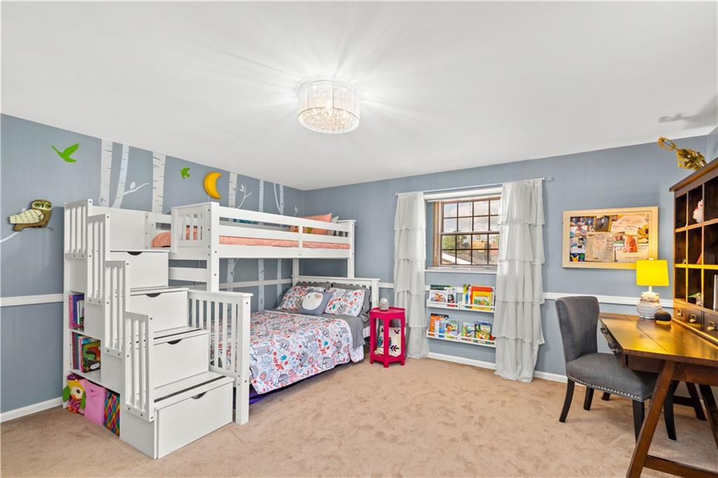 170 North Jamestown Road Coraopolis, PA 15108 - Photo 19 of 25 Gallery Image 19