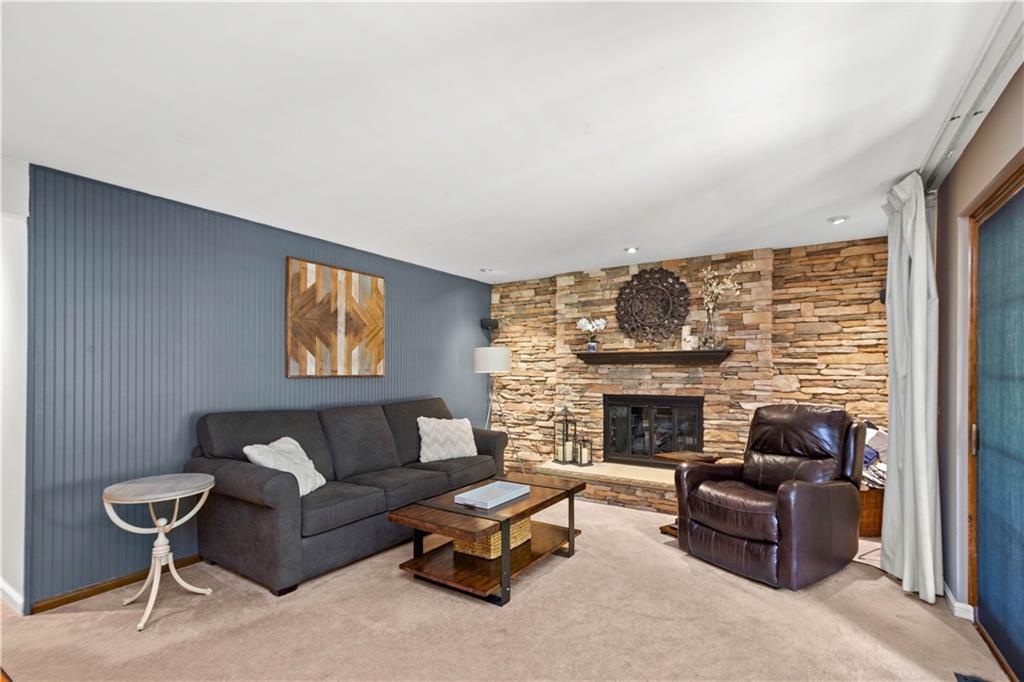 170 North Jamestown Road Coraopolis, PA 15108 - Photo 8 of 25 Gallery Image 8