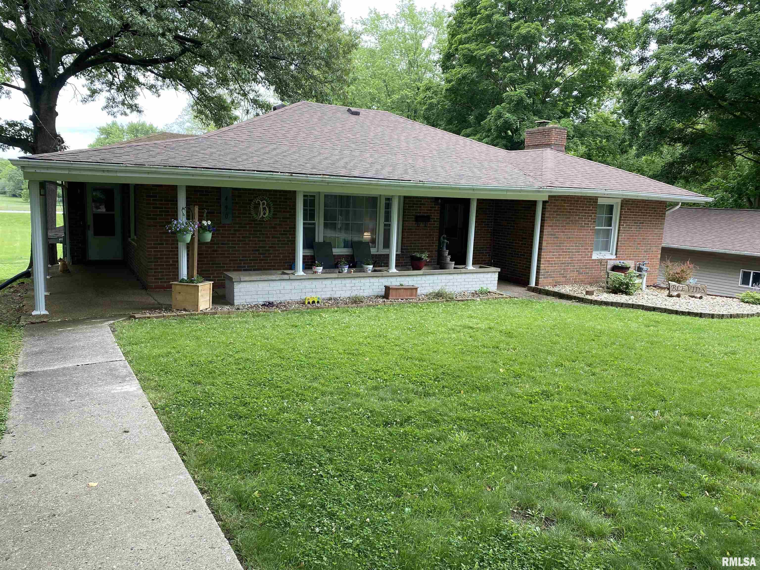 490 West Pine Street Canton, IL 61520 - Photo 31 of 37