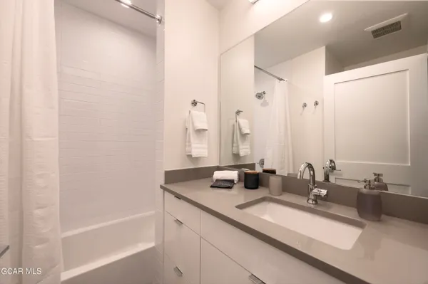 $666,666 | 421 West W Meadow, Unit 4, Fraser, CO 80442