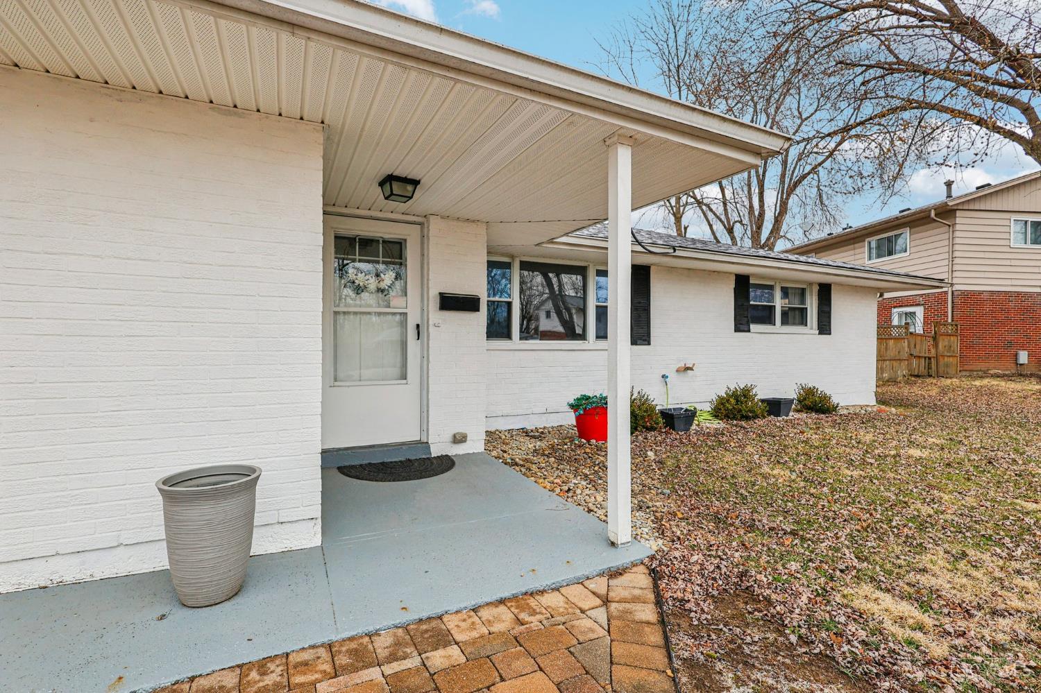 490 West Market Street Springboro, OH 45066 - Photo 5 of 37
