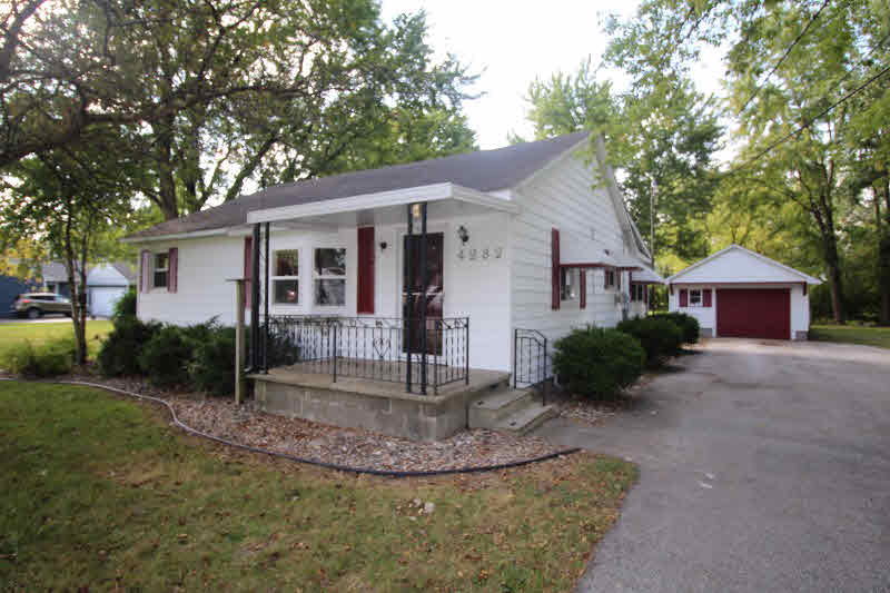 4282 Regan Road Bay City, MI 48706 - Photo 1 of 22 Gallery Image 1