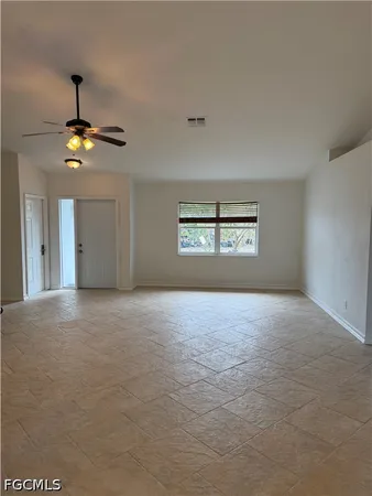 $2,850 | 1371 14th Avenue Northeast, Naples, FL 34120