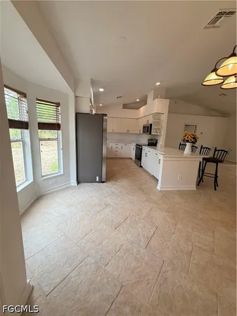 $2,850 | 1371 14th Avenue Northeast, Naples, FL 34120