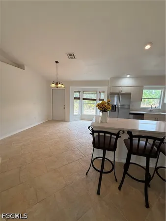 $2,850 | 1371 14th Avenue Northeast, Naples, FL 34120