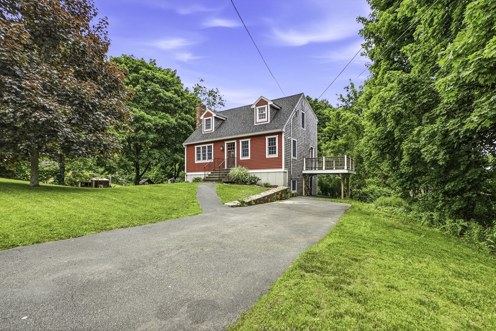 4 Shawkemo Path Franklin, MA 02038 - Photo 2 of 22