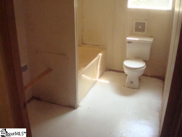 330 Burnt Tanyard Road West Union, SC 29696 - Photo 4 of 9 Gallery Image 4