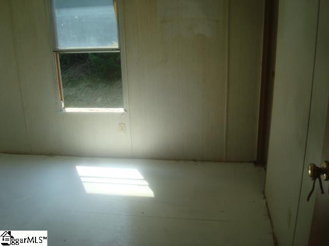 330 Burnt Tanyard Road West Union, SC 29696 - Photo 5 of 9 Gallery Image 5