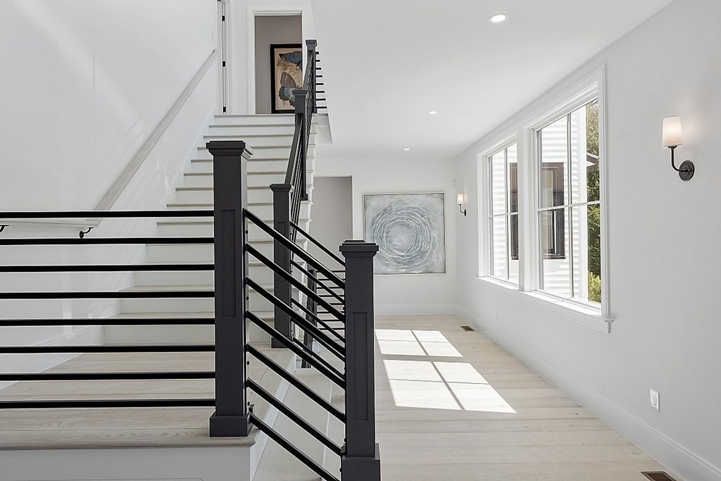 66 Spencer Brook Road Concord, MA 01742 - Photo 5 of 37