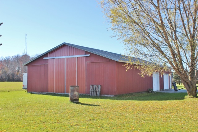 10675 West Washington Road Sumner, MI 48889 - Photo 34 of 39 1825344-33.JPG