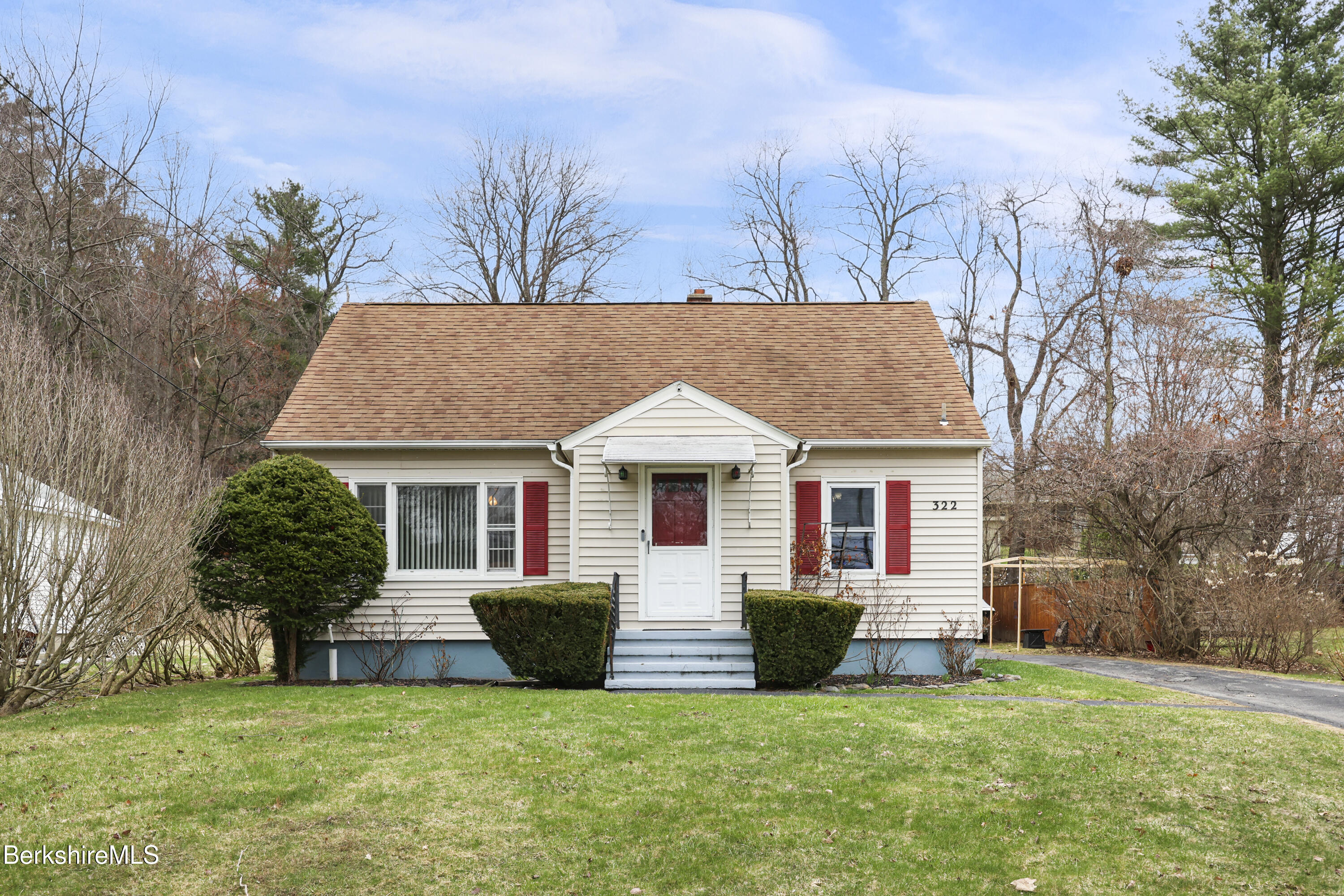 322 Cheshire Road Pittsfield, MA 01201 - Photo 1 of 31 Exterior Front