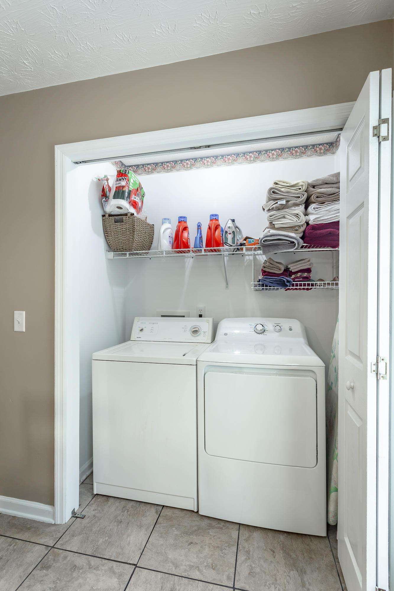 561 Davis Ridge Road Ringgold, GA 30736 - Photo 19 of 31 Laundry Closet