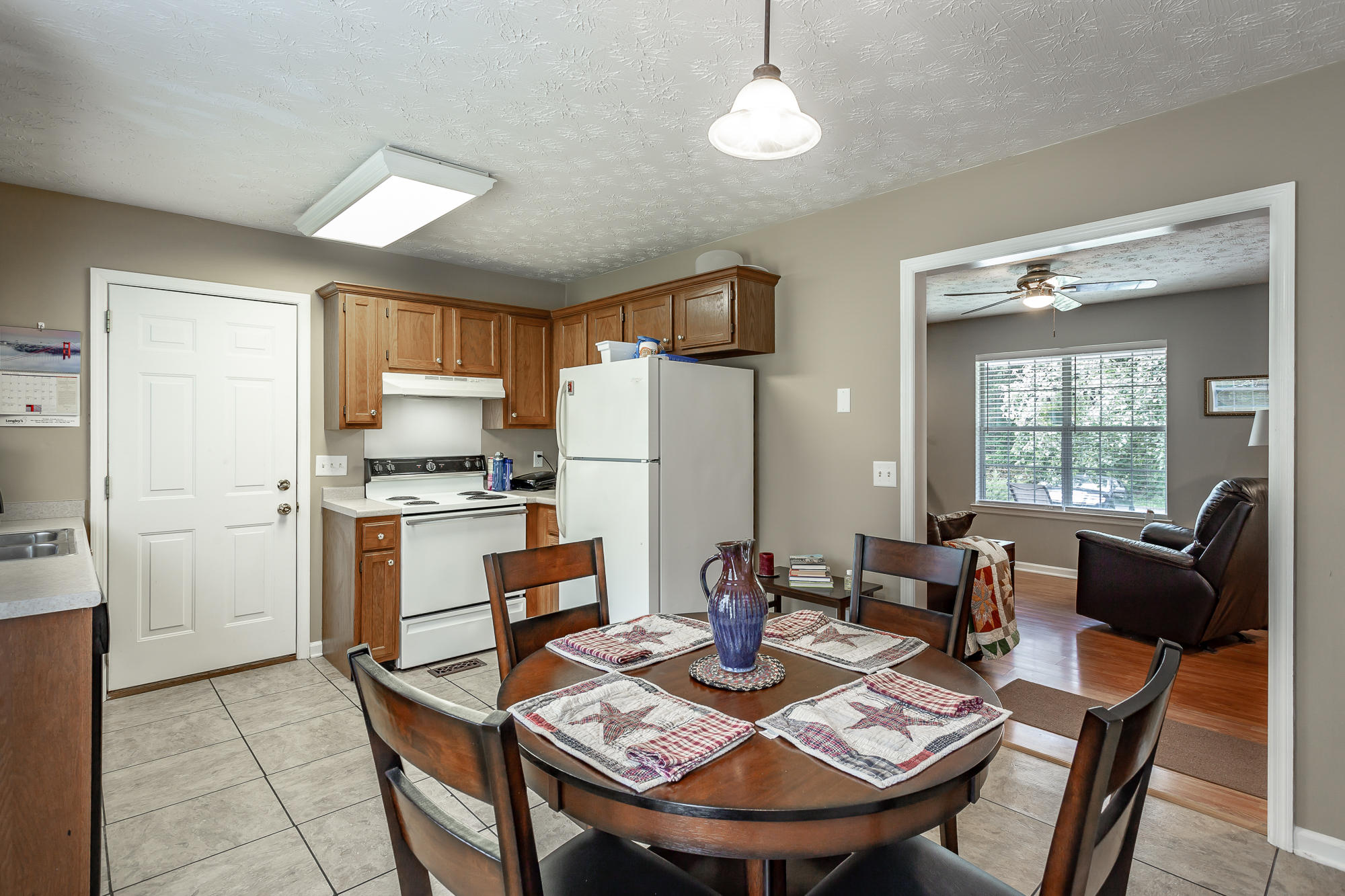 561 Davis Ridge Road Ringgold, GA 30736 - Photo 4 of 31 Dining Room/Kitchen
