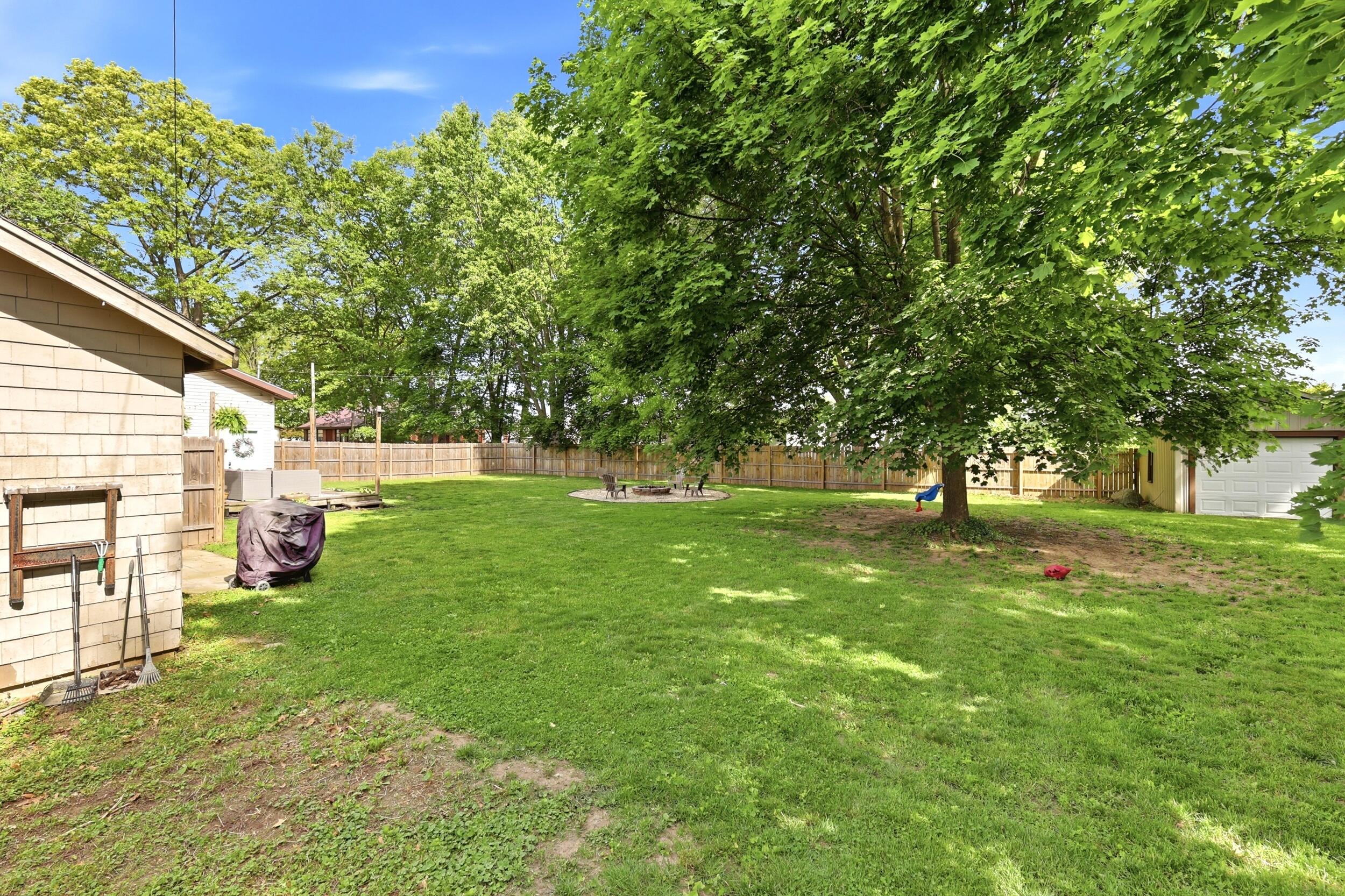 1021 West Street Three Rivers, MI 49093 - Photo 22 of 23 26_3j5a9273_4f324390