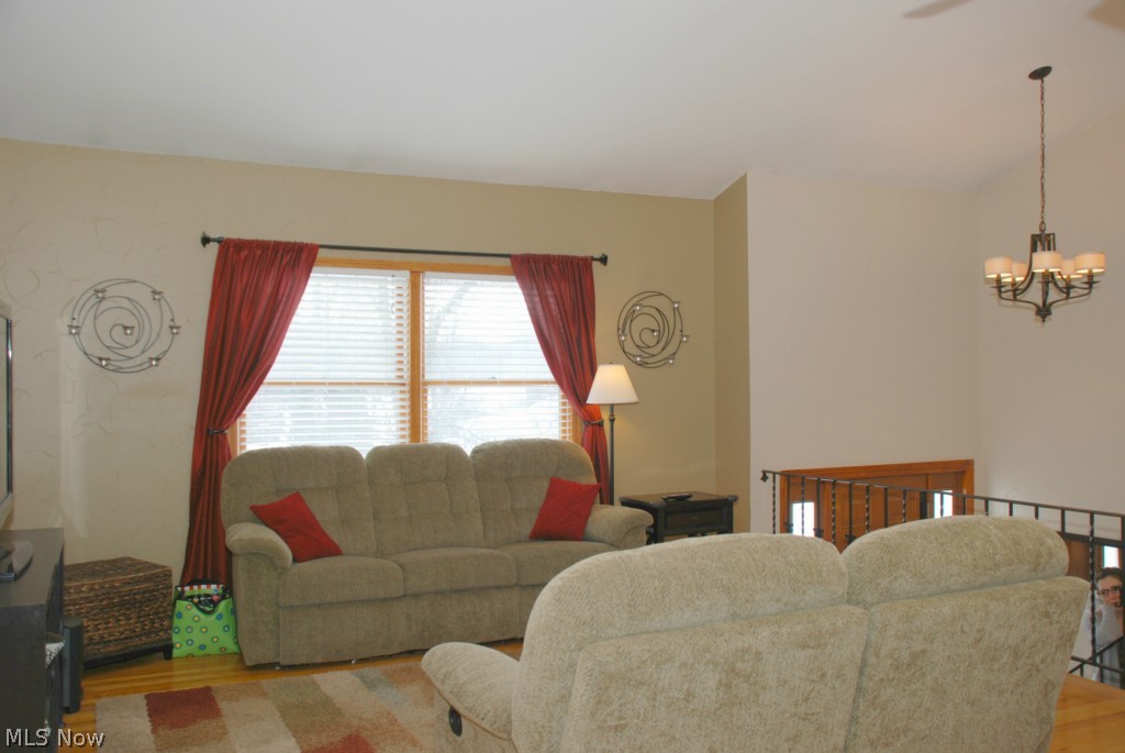 2543 Barrington Road Akron, OH 44333 - Photo 7 of 25 Gallery Image 7