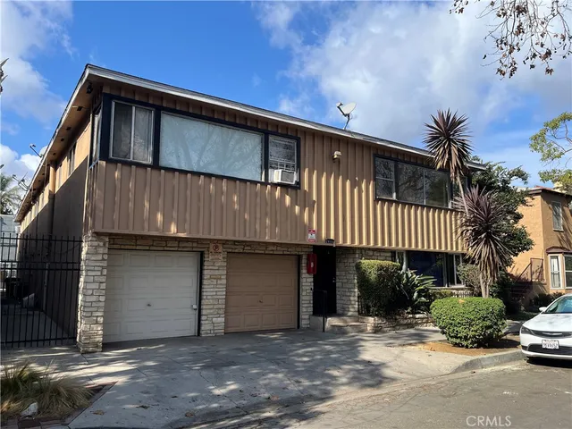 $2,000,000 | 2015 Cedar Avenue, Long Beach, CA 90806
