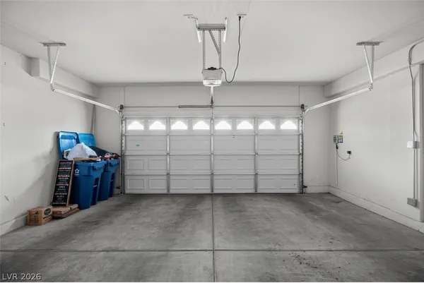 $2,250 | 6151 Moonlight Sonata Avenue, Las Vegas, NV 89122