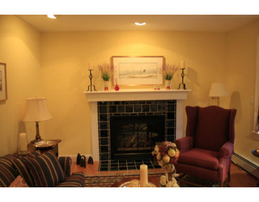 28 Manchaug Road Sutton, MA 01590 - Photo 15 of 29