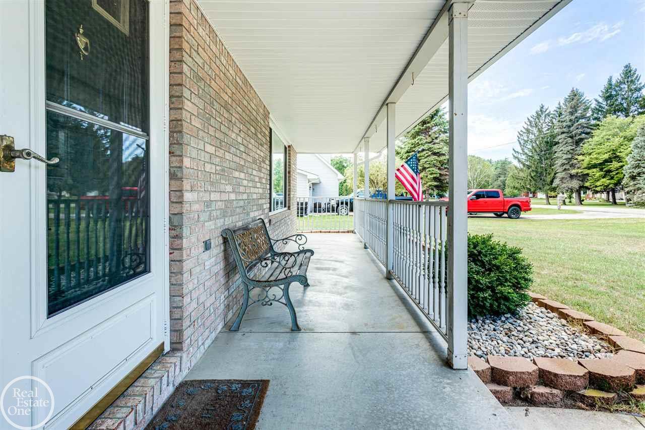 2950 Michigan Road Port Huron, MI 48060 - Photo 12 of 44 50053128-11.JPG