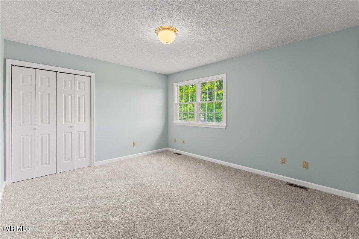 2700 Indian Ridge Road, Unit 12 Johnson City, TN 37604 - Photo 12 of 16 18-128A6391