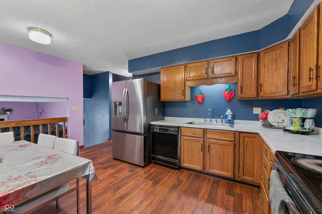 $399,900 | 8031 Edgewood Court, Plainfield, IN 46168