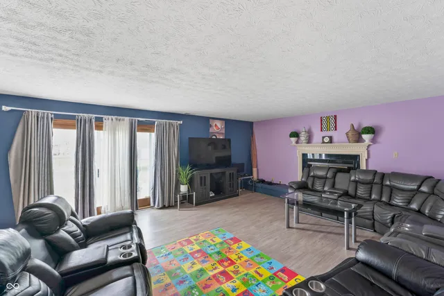 $399,900 | 8031 Edgewood Court, Plainfield, IN 46168