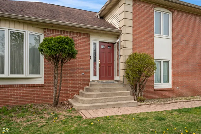 $399,900 | 8031 Edgewood Court, Plainfield, IN 46168