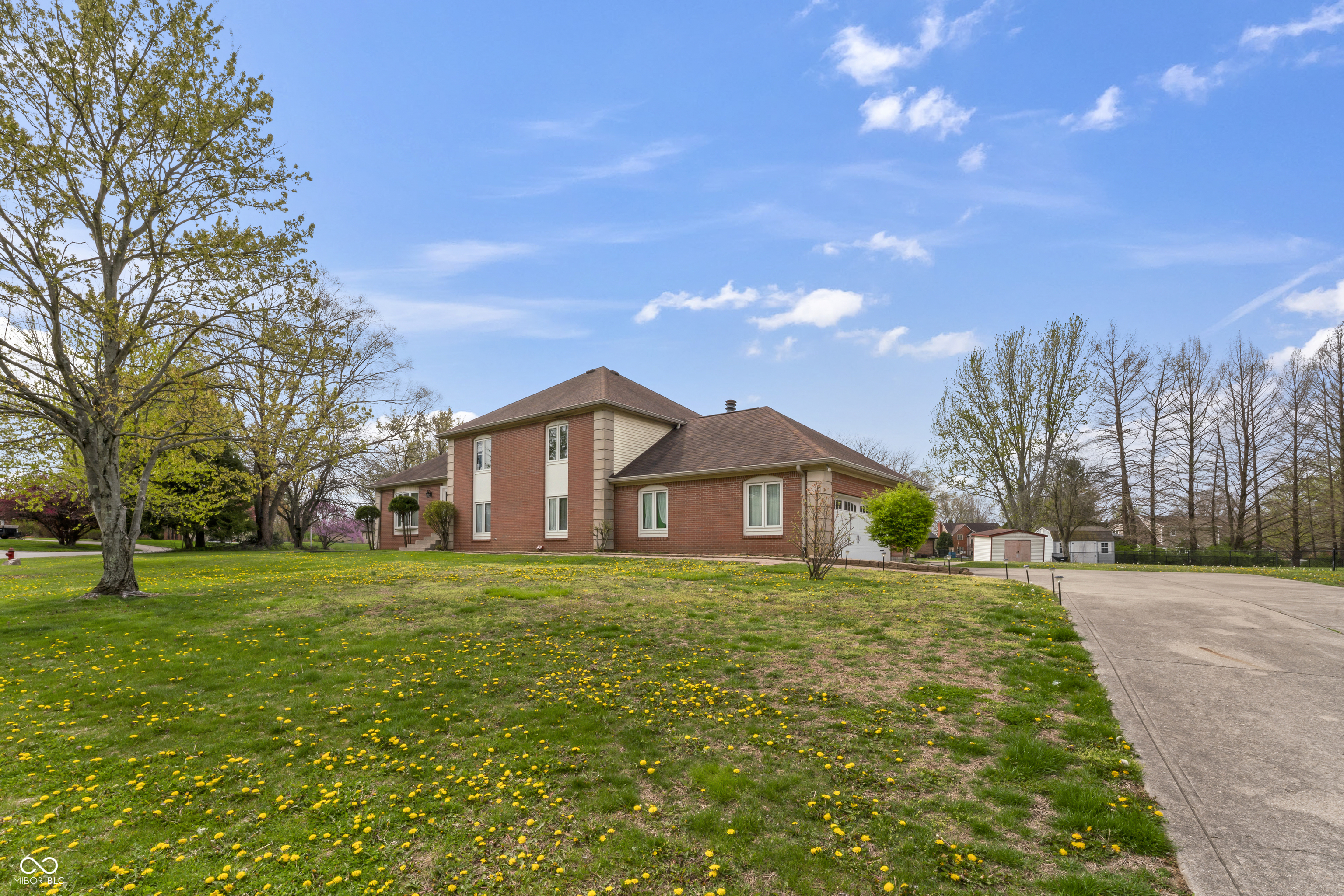 8031 Edgewood Court Plainfield, IN 46168 - Photo 5 of 27