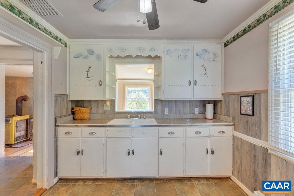 947 Zion Hill Road Keswick, VA 22947 - Photo 9 of 51 Gallery Image 9