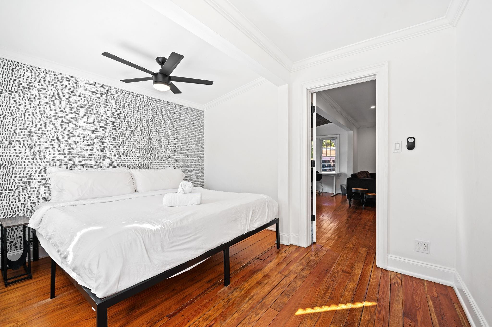 713 Northeast 17th Road Fort Lauderdale, FL 33304 - Photo 12 of 27 Photo 12