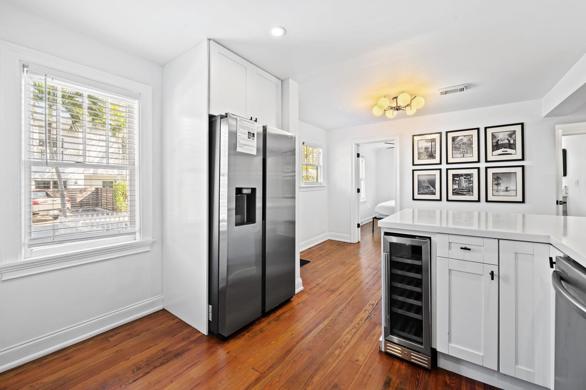 713 Northeast 17th Road Fort Lauderdale, FL 33304 - Photo 9 of 27 Photo 9