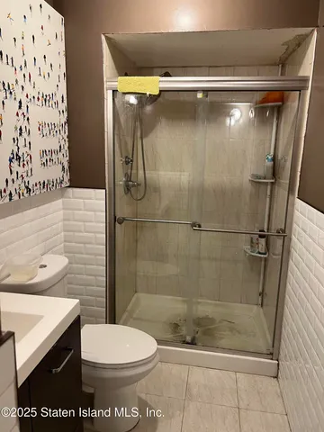 $574,999 | 256 Maple Parkway | Mariners Harbor